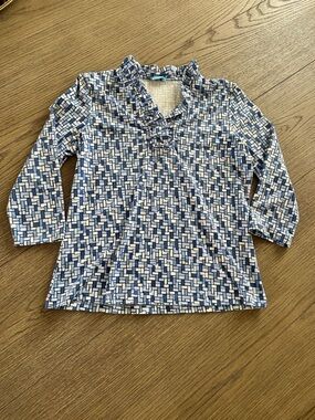 J. McLaughlin Navy & Light Blue Geometric Top